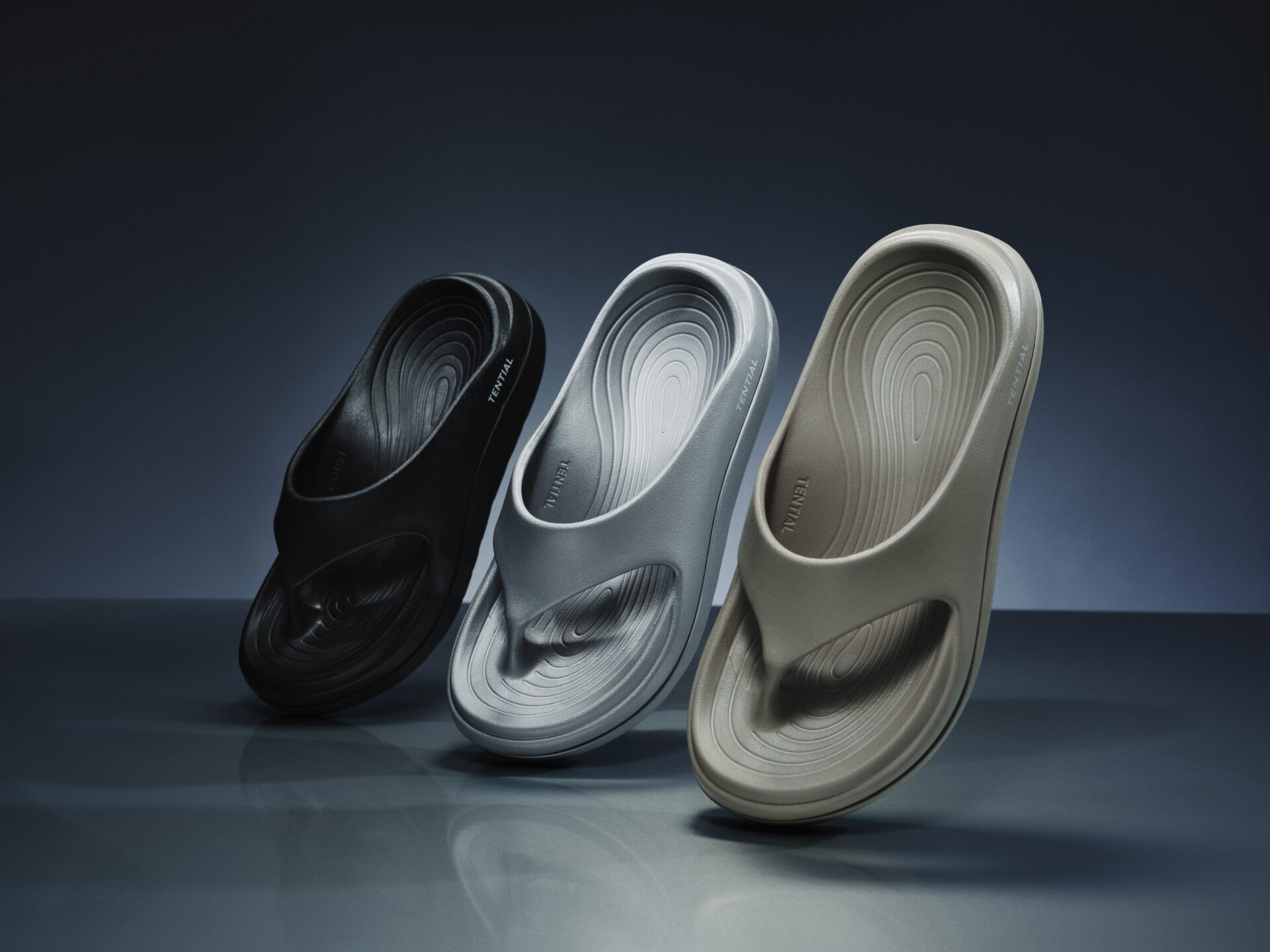 日本人の足に最適化したTENTIALのリカバリーサンダルからフリップフロップが登場